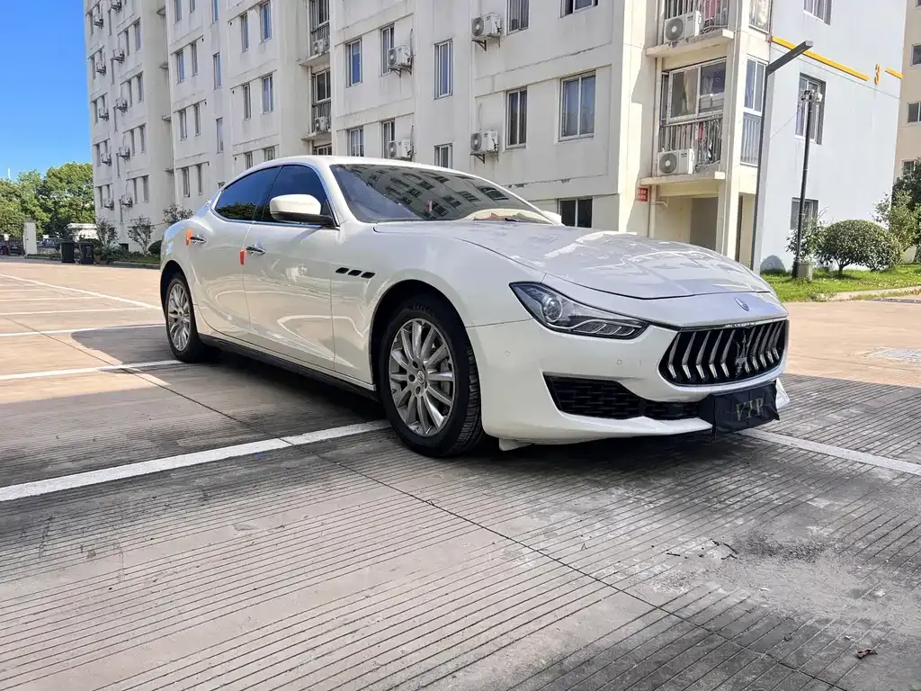 Maserati Ghibli — фото 5