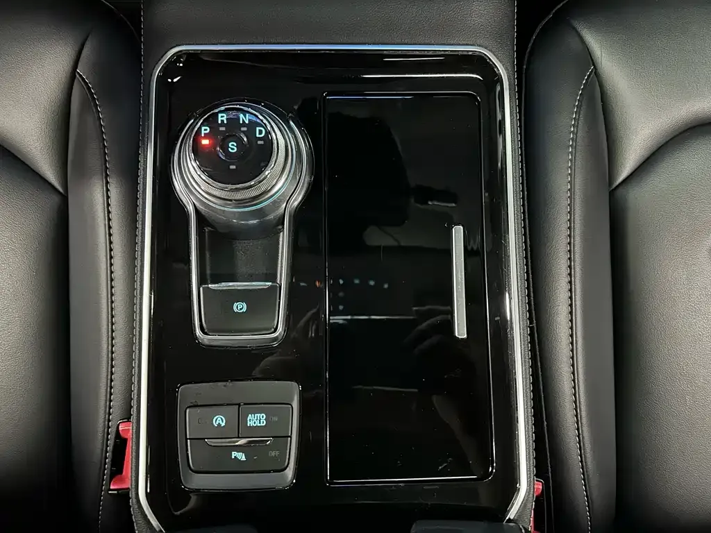 Ford Edge — фото 2