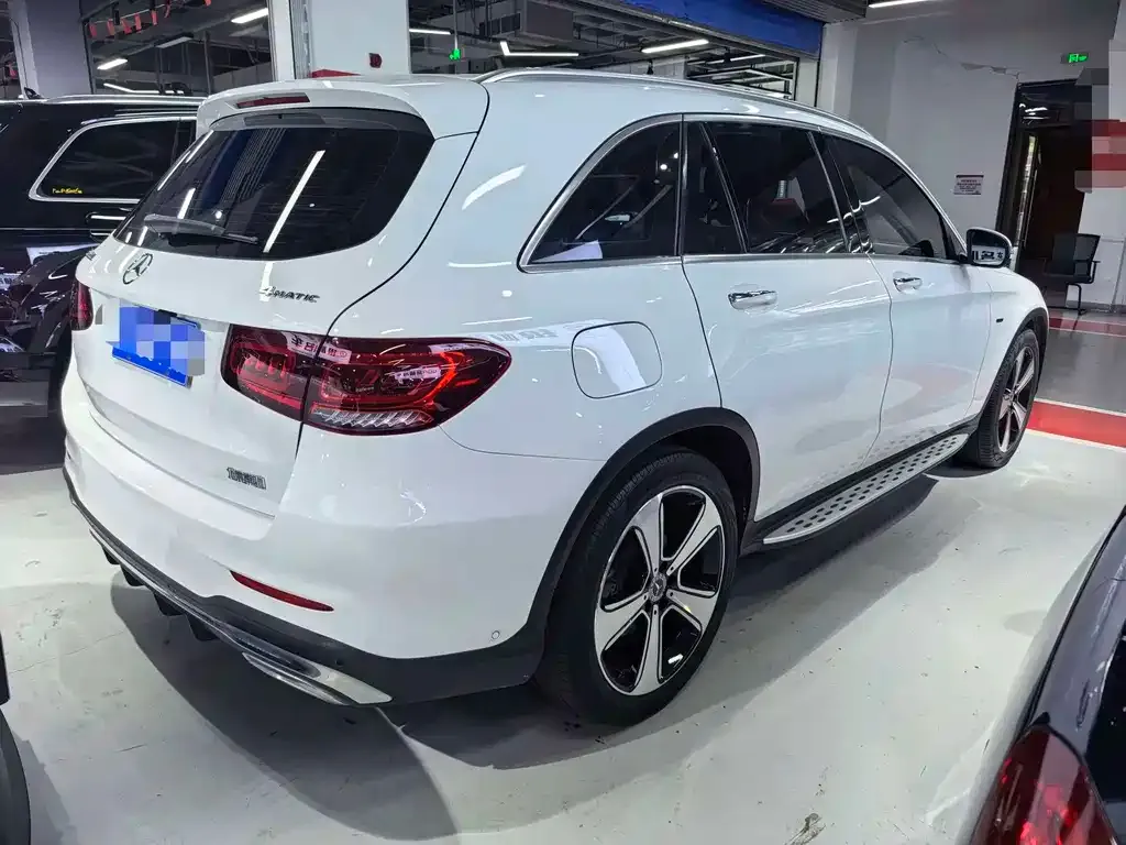Mercedes-Benz GLC — фото 4