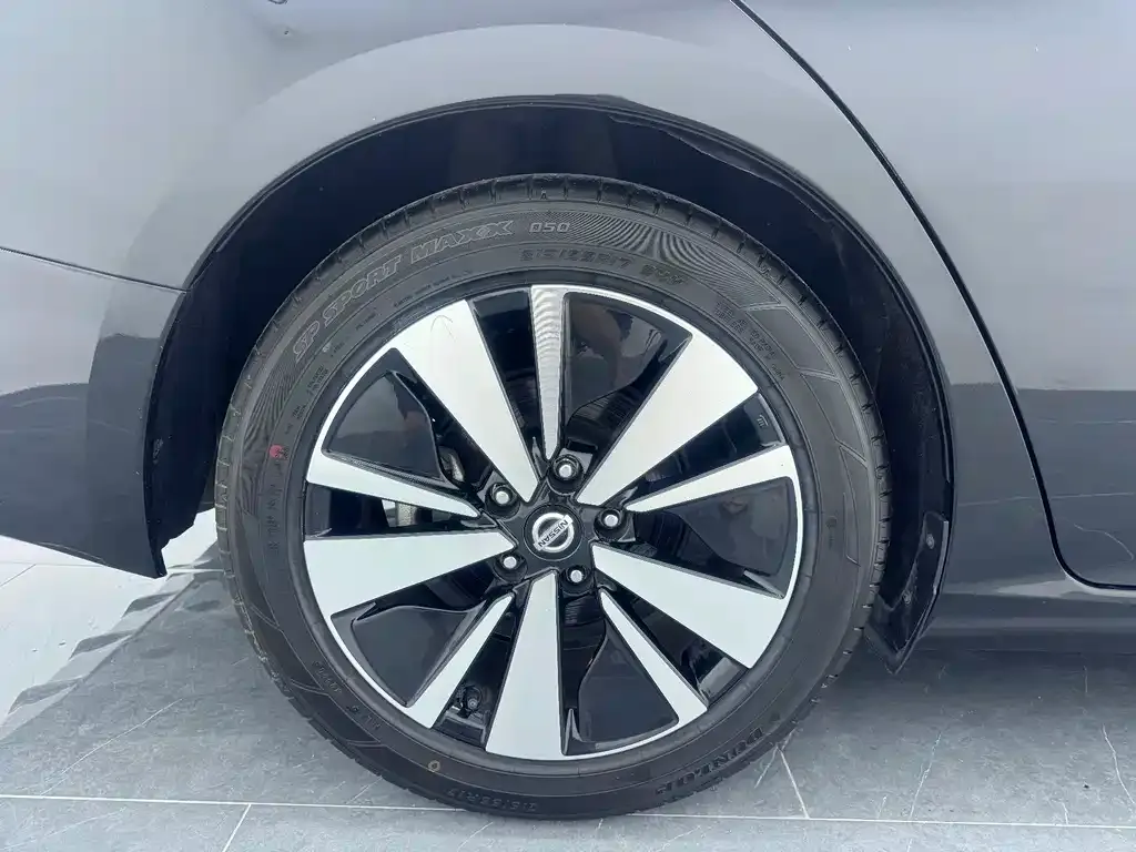 Nissan Teana — фото 10