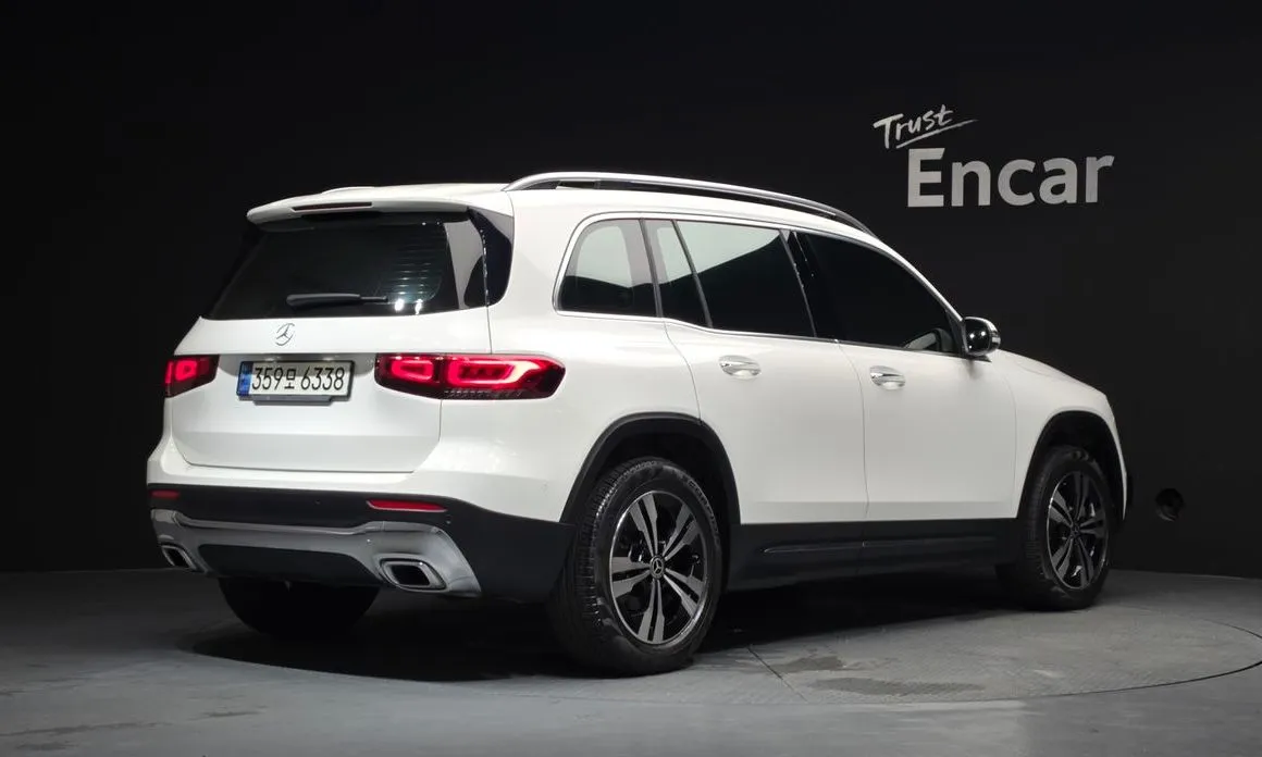 Mercedes-Benz GLB-Class — фото 2