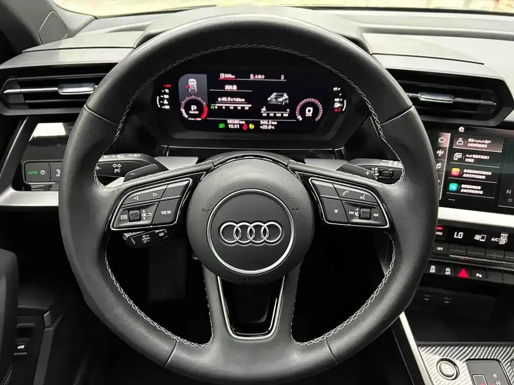 Audi A3 — фото 2