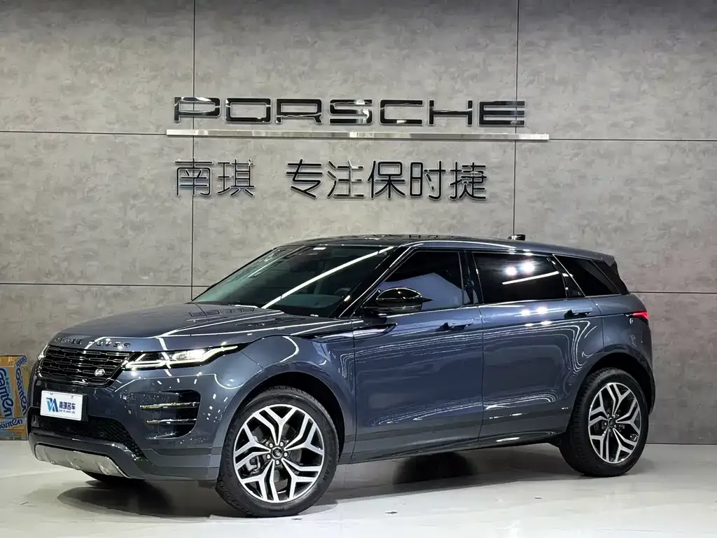 Land Rover Evoque — фото 1