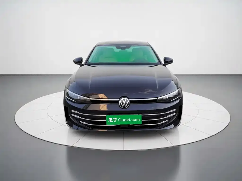 Volkswagen Passat — фото 5
