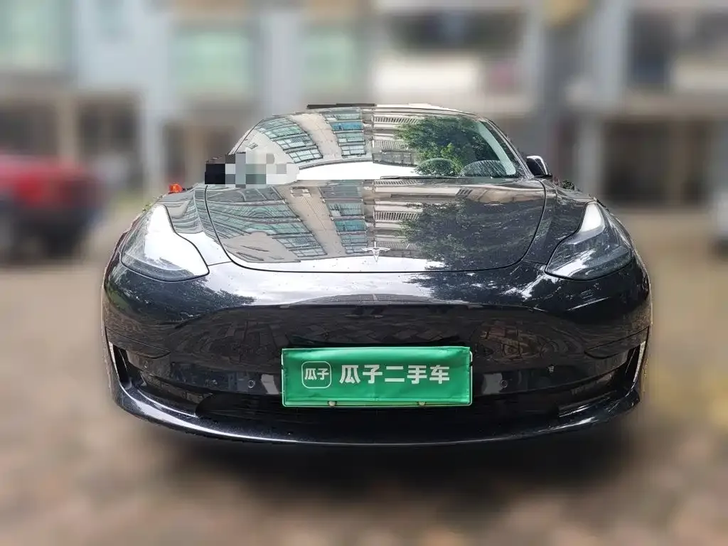 Tesla Model 3 — фото 8