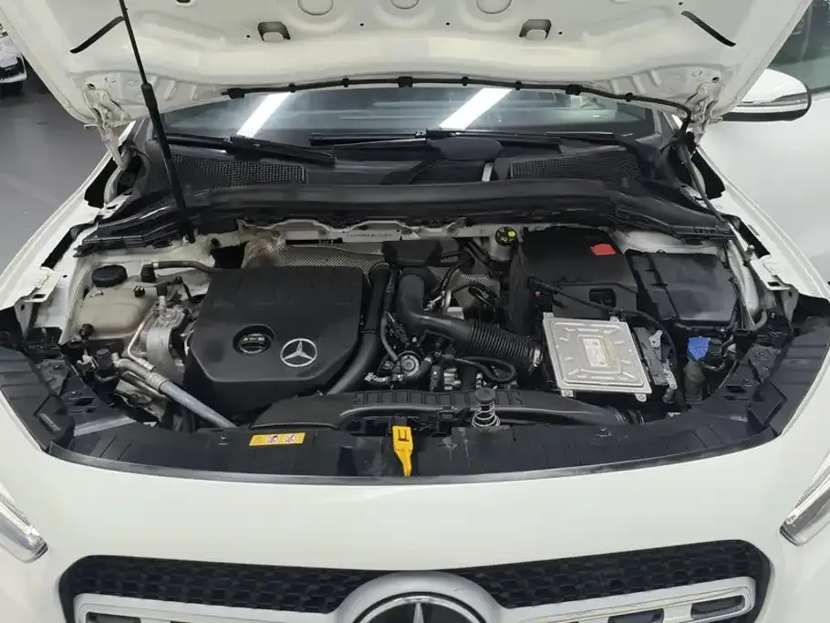 Mercedes-Benz GLA — фото 10