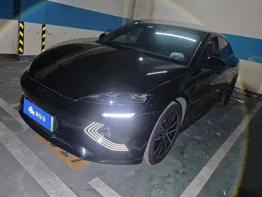 BYD Seal — фото 1