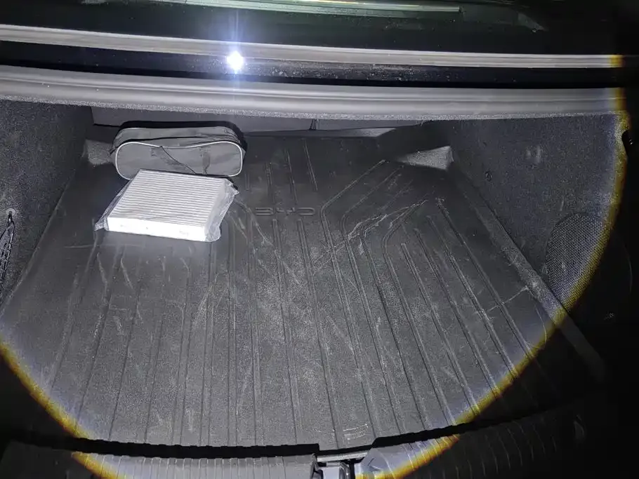 BYD Seal — фото 9