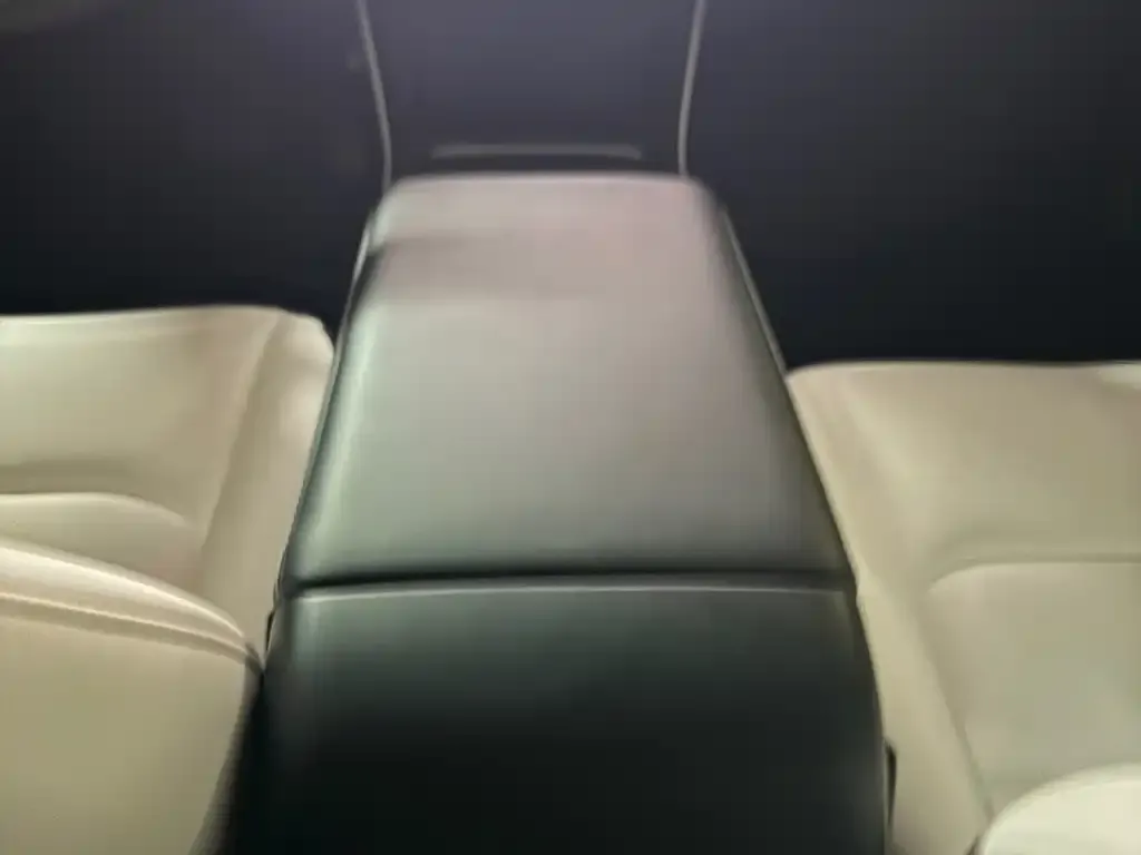 Tesla Model 3 — фото 4