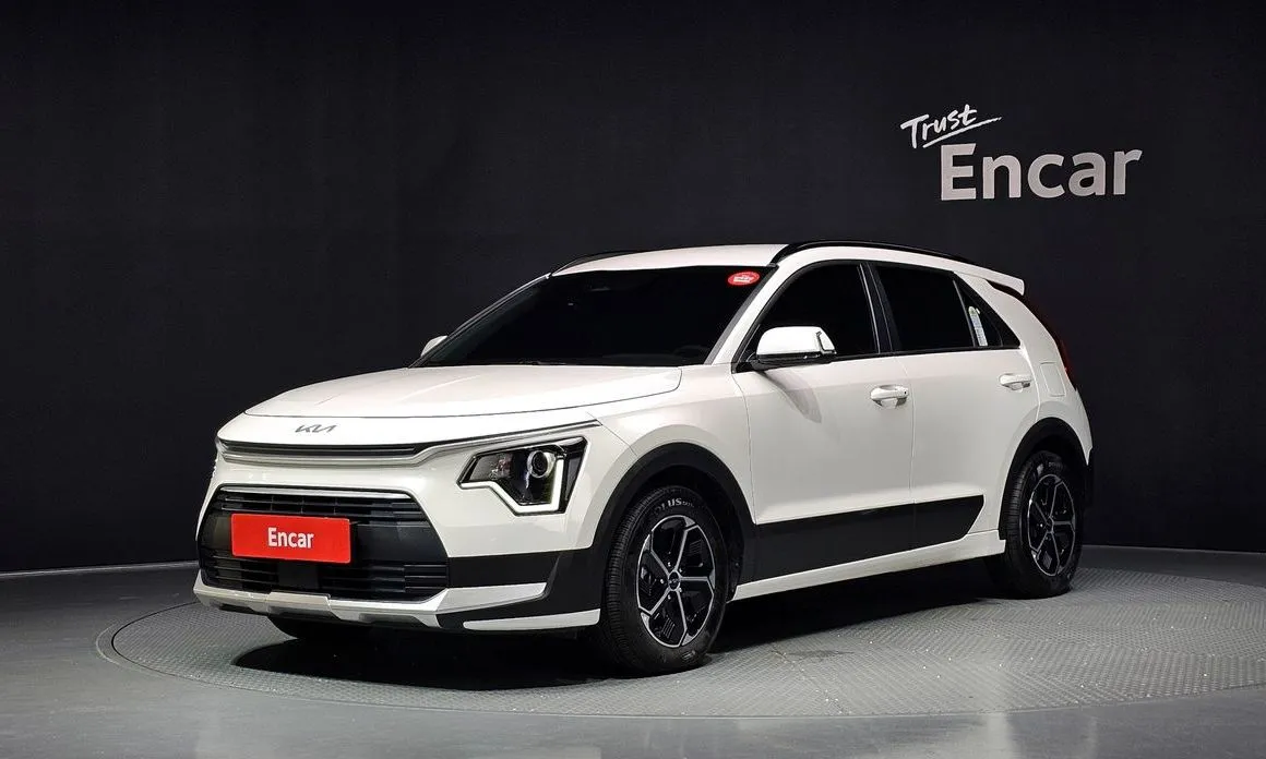Kia Niro — фото 1