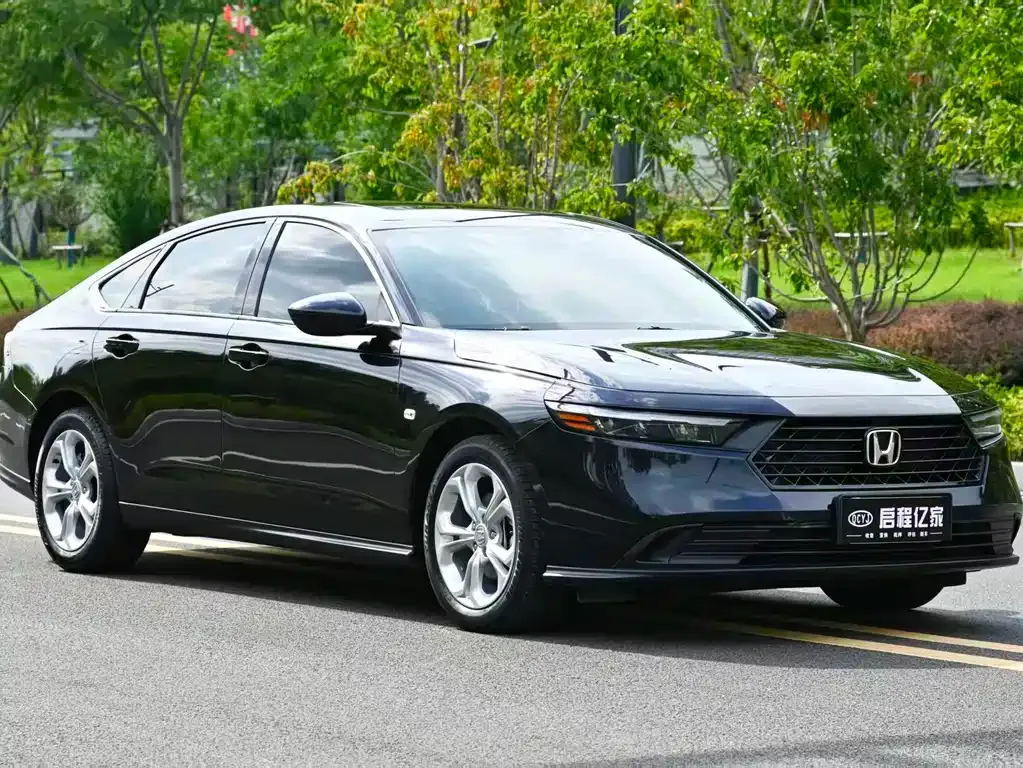 Honda Accord — фото 6