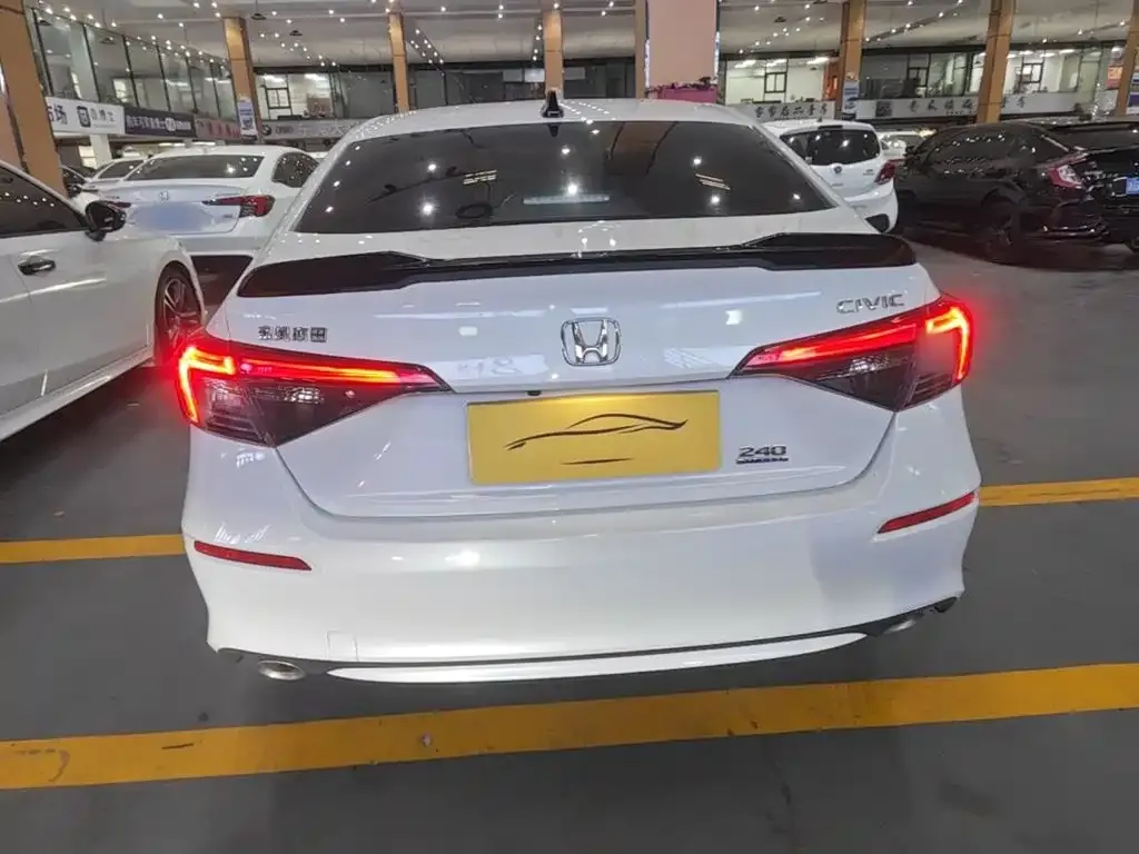 Honda Civic — фото 6
