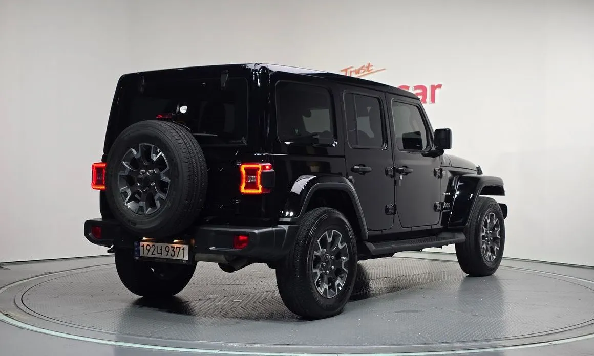 Jeep Wrangler — фото 3