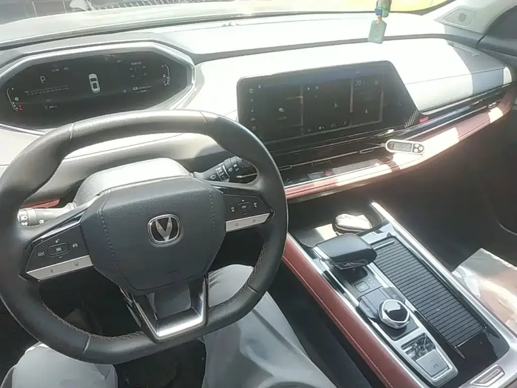 Changan CS55PLUS — фото 10