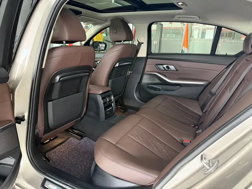 BMW 3 Series — фото 9