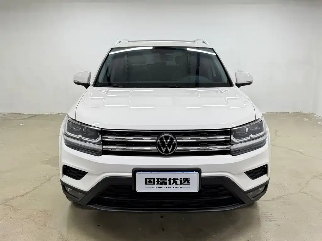 Volkswagen Tharu — фото 5
