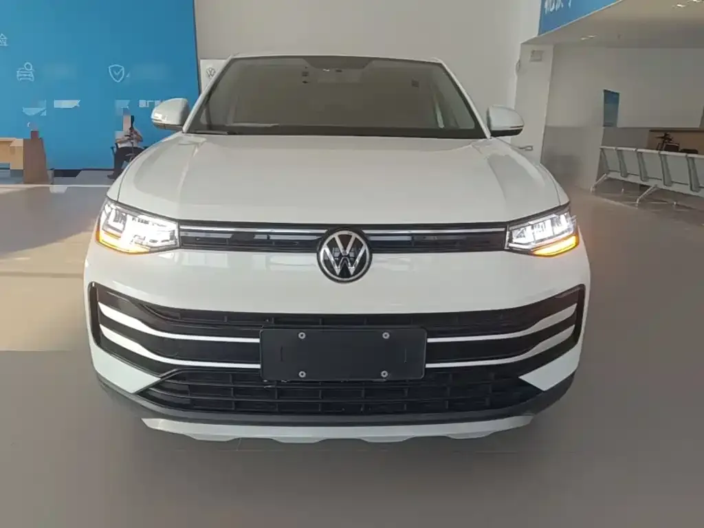 Volkswagen Tharu — фото 2