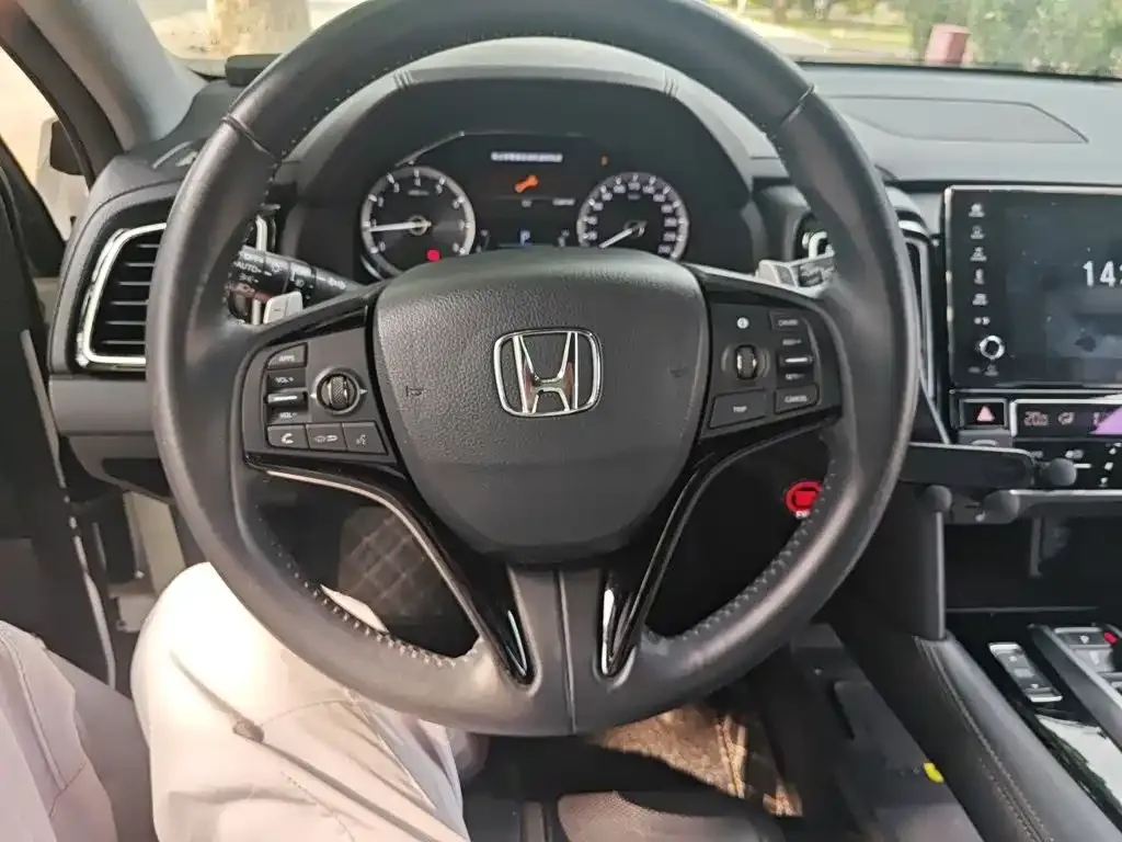 Honda UR-V — фото 10