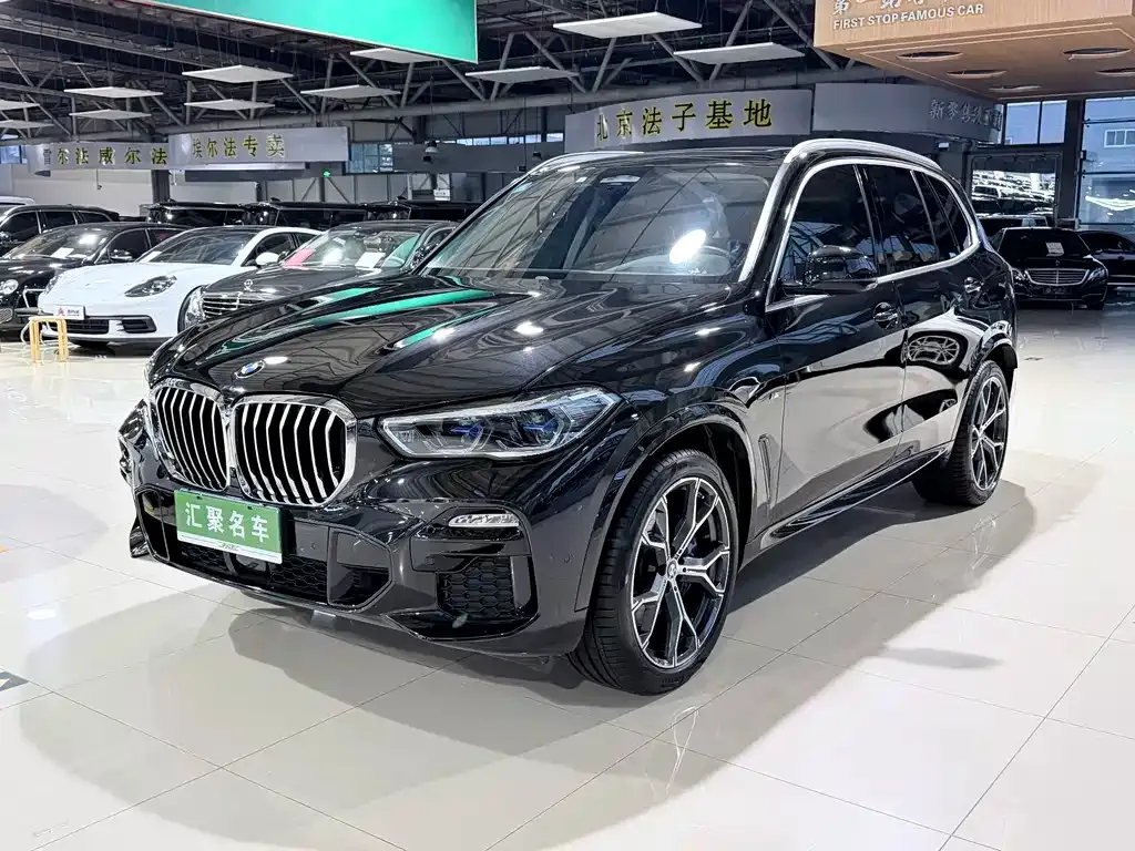 BMW X5 — фото 1