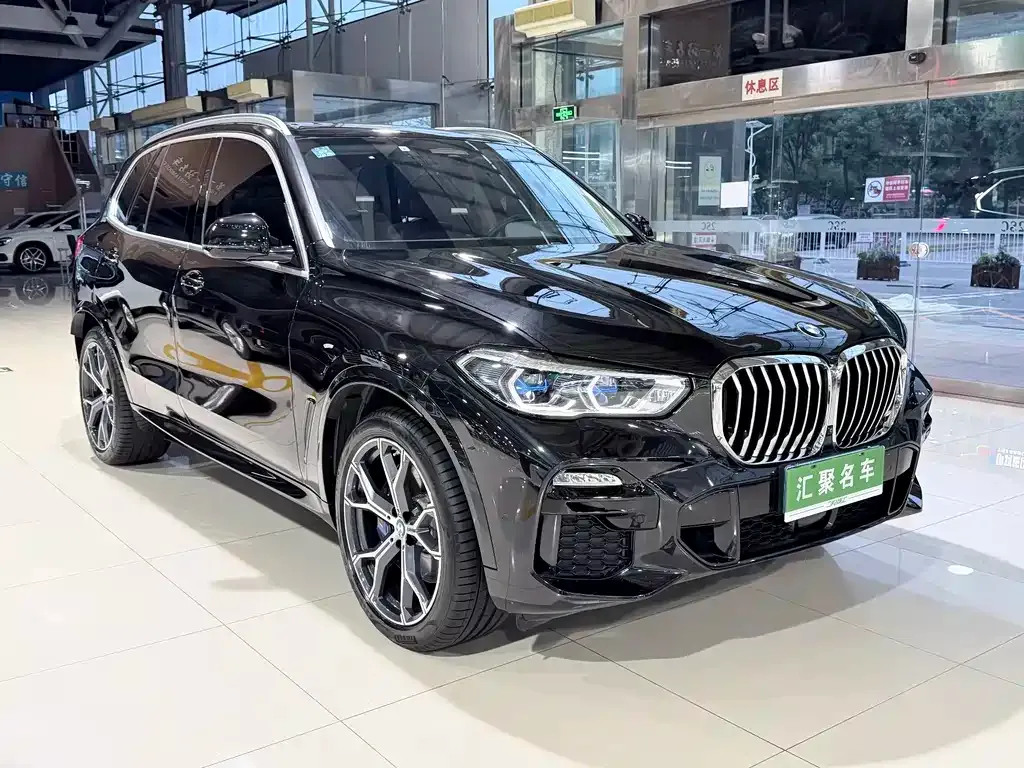 BMW X5 — фото 6