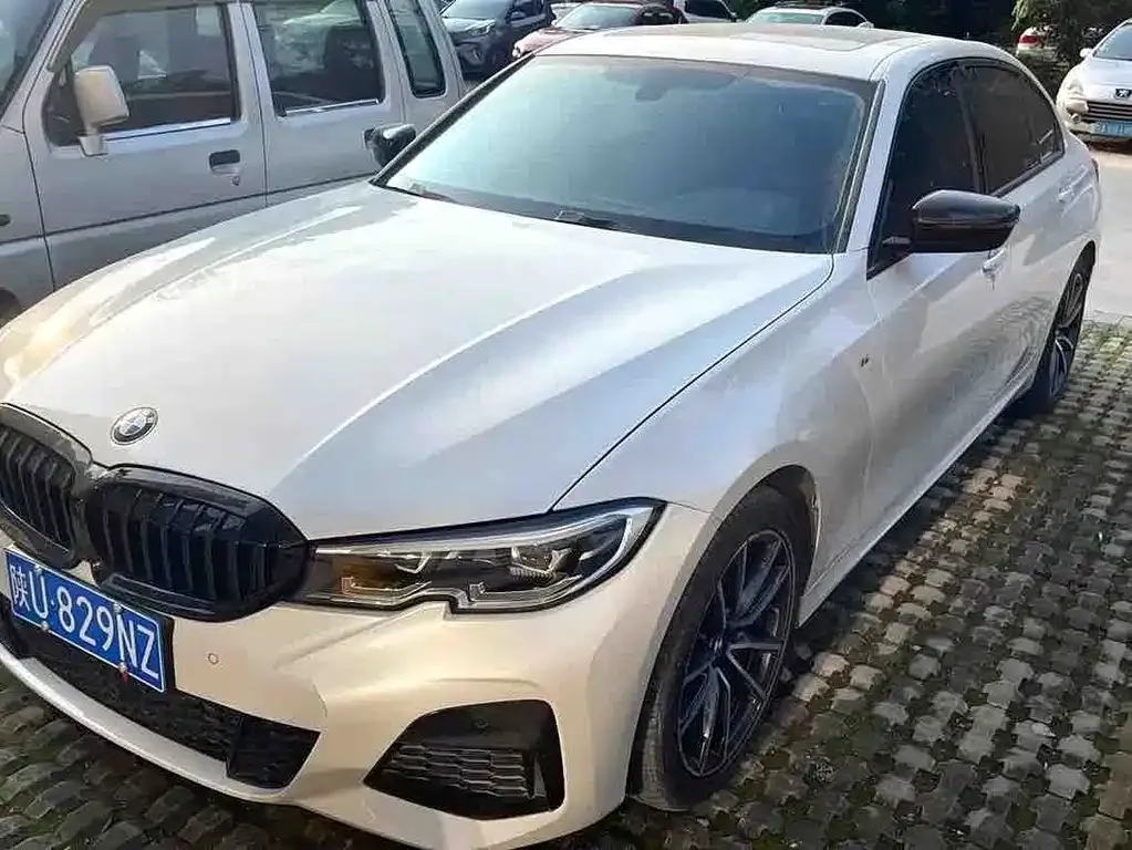 BMW 3 Series — фото 1