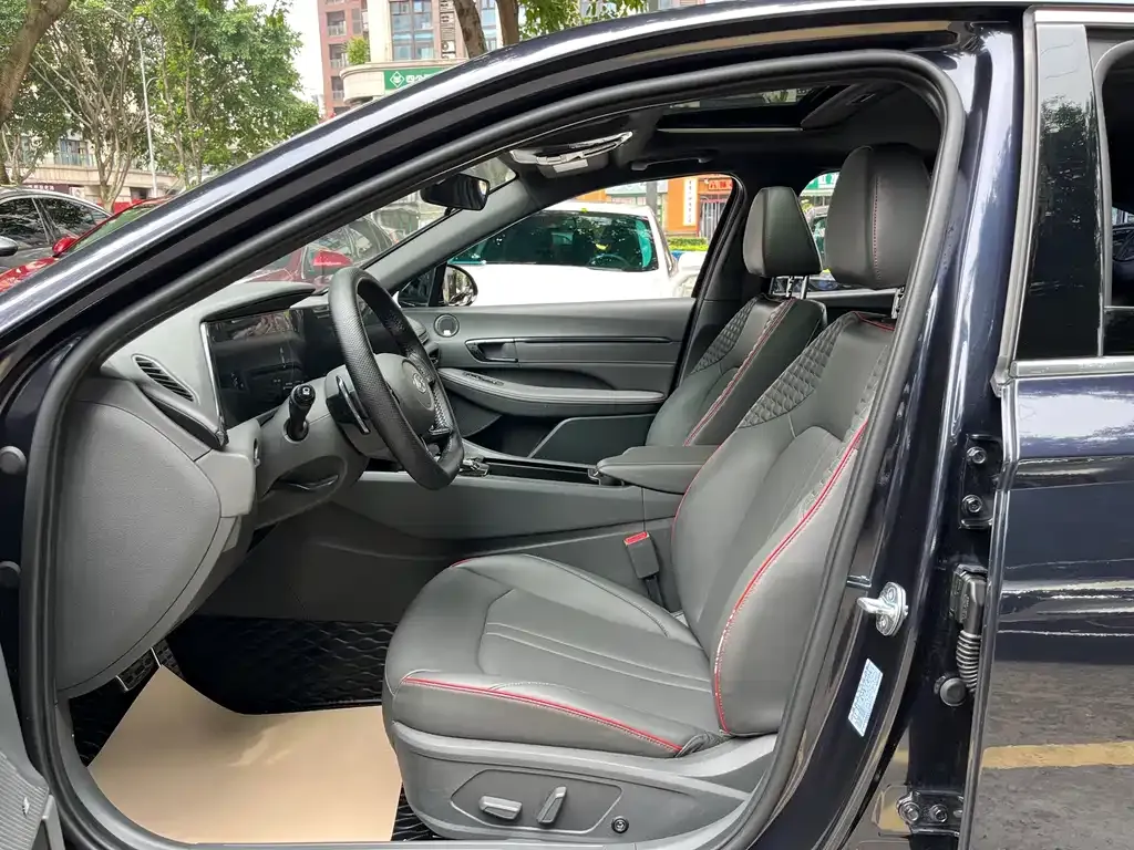 Hyundai Sonata — фото 2