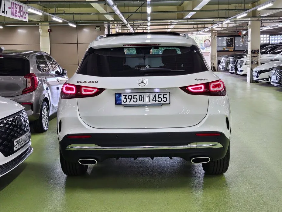 Mercedes-Benz GLA-Class — фото 7
