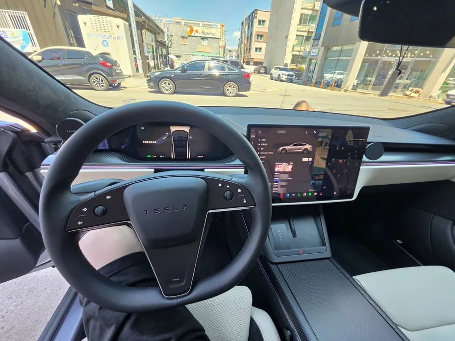 Tesla Model S — фото 3