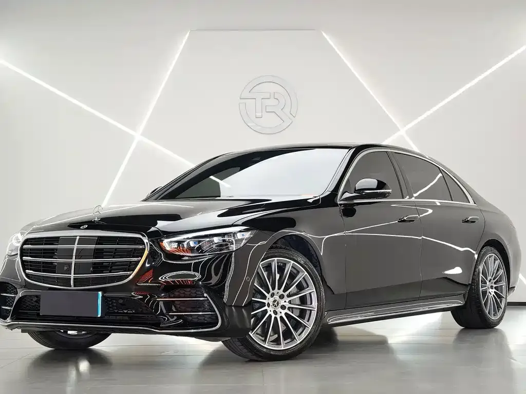 Mercedes-Benz S-Class — фото 1