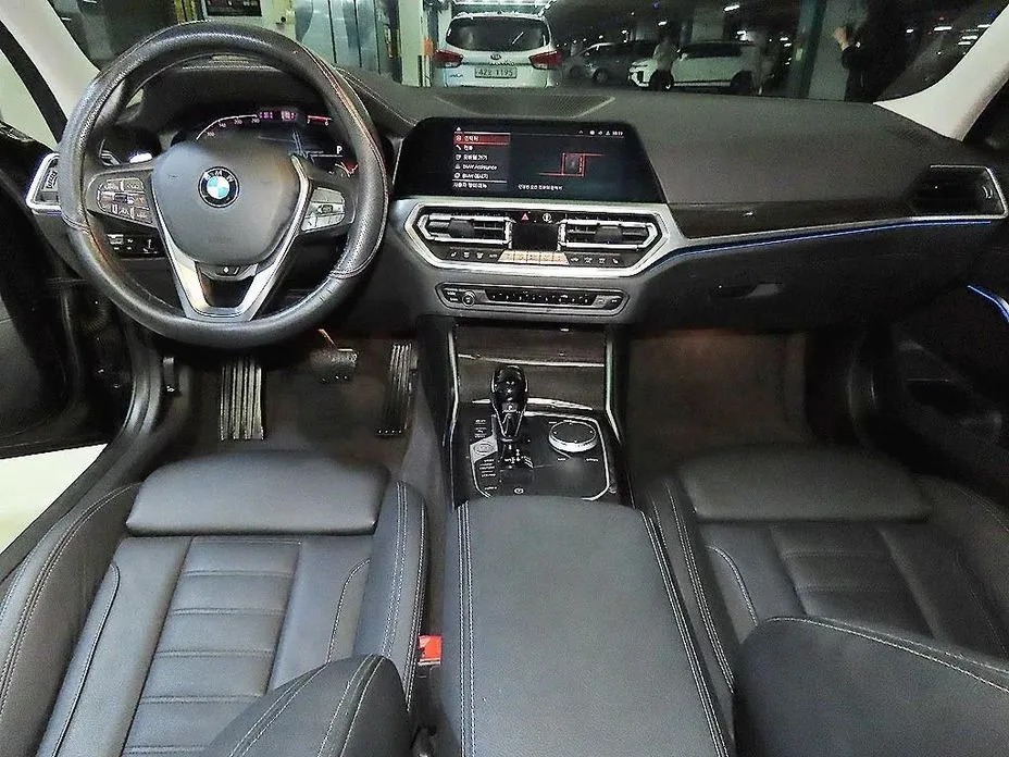 BMW 3-Series — фото 10