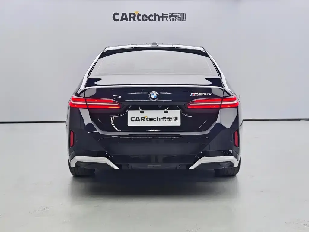 BMW 5 Series — фото 2