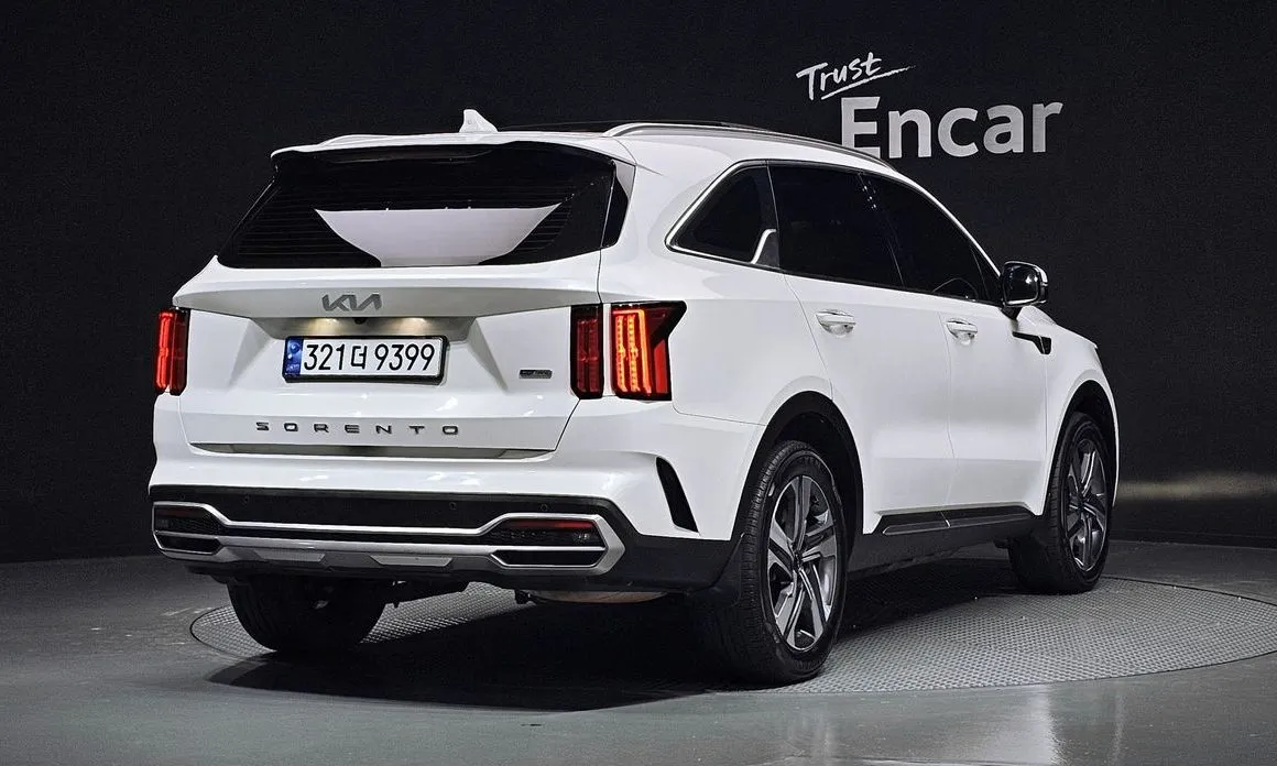 Kia Sorento — фото 4