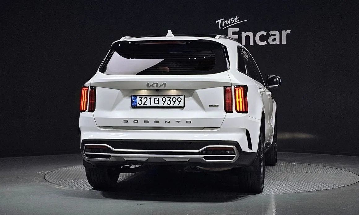 Kia Sorento — фото 3