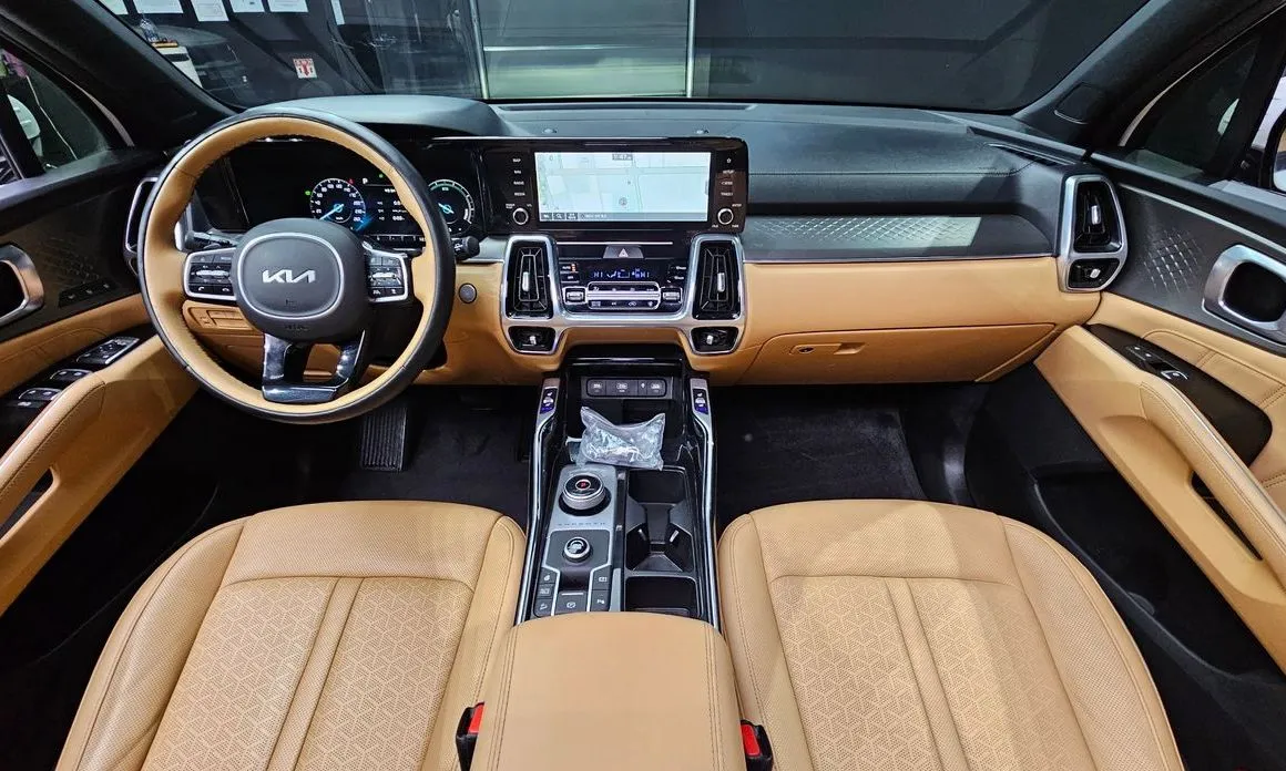 Kia Sorento — фото 6