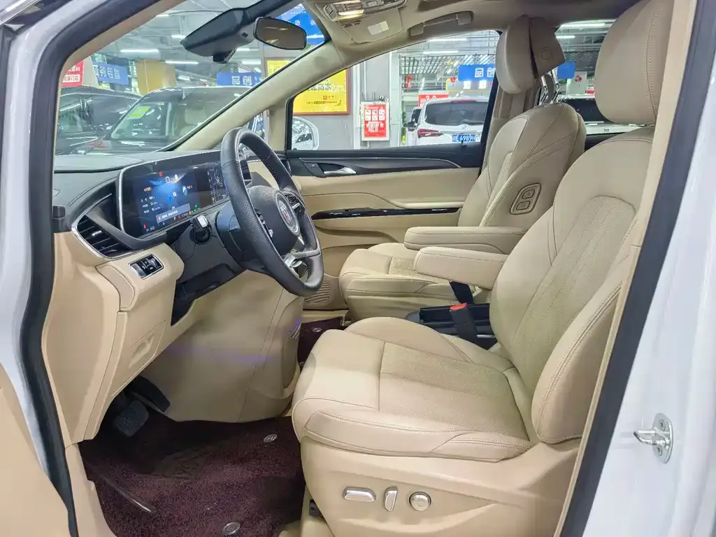 Buick GL8 Hybrid — фото 4