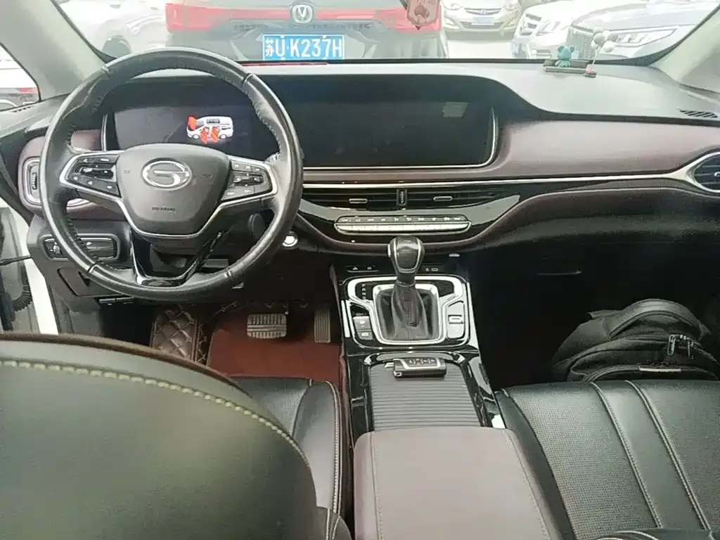GAC Motor Trumpchi M6 — фото 6