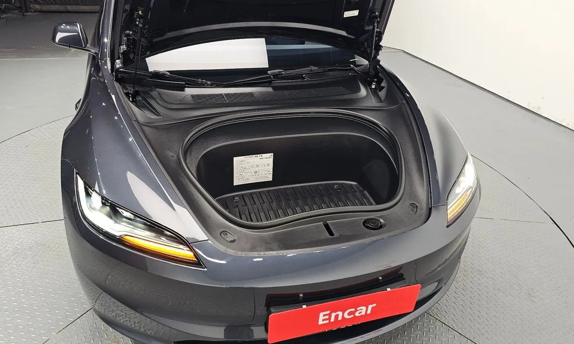 Tesla Model 3 — фото 2