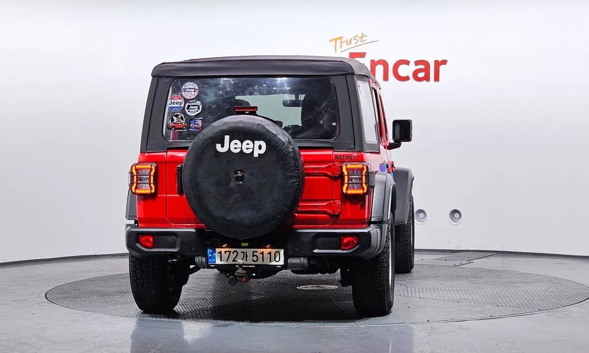 Jeep Wrangler — фото 2