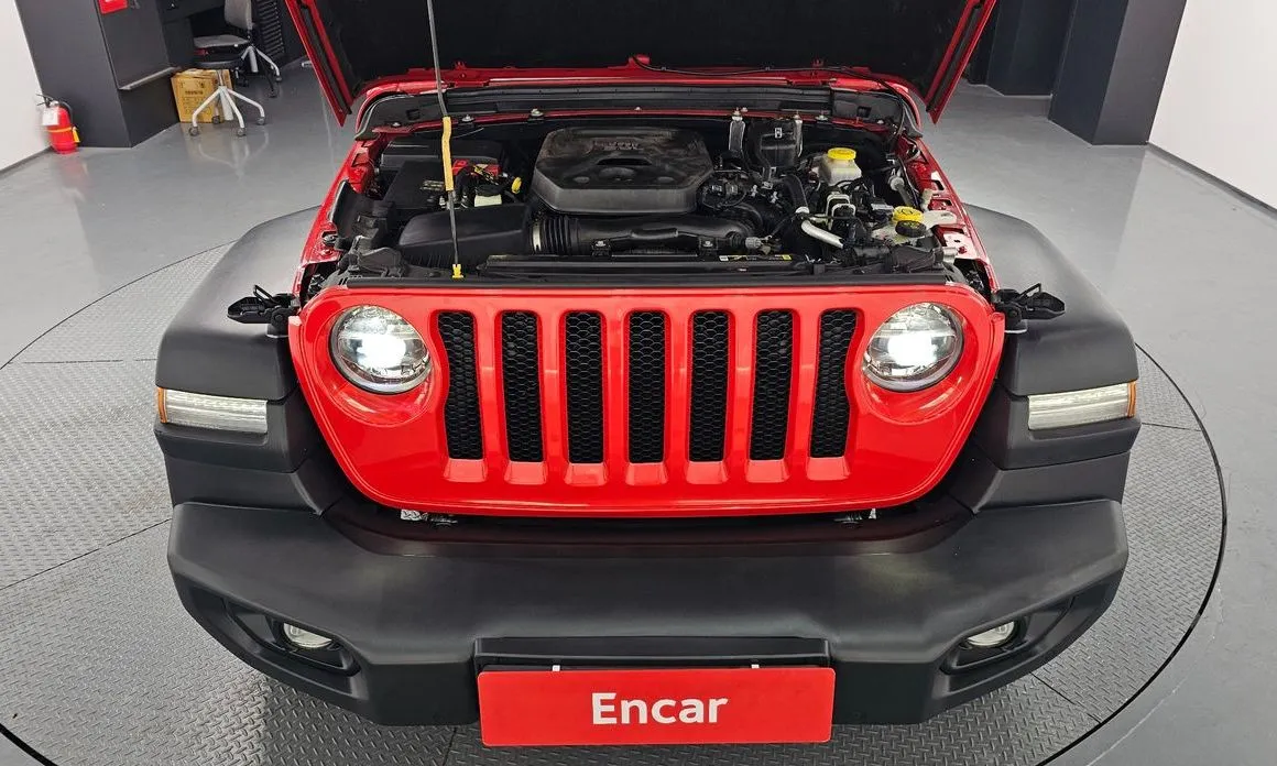 Jeep Wrangler — фото 9