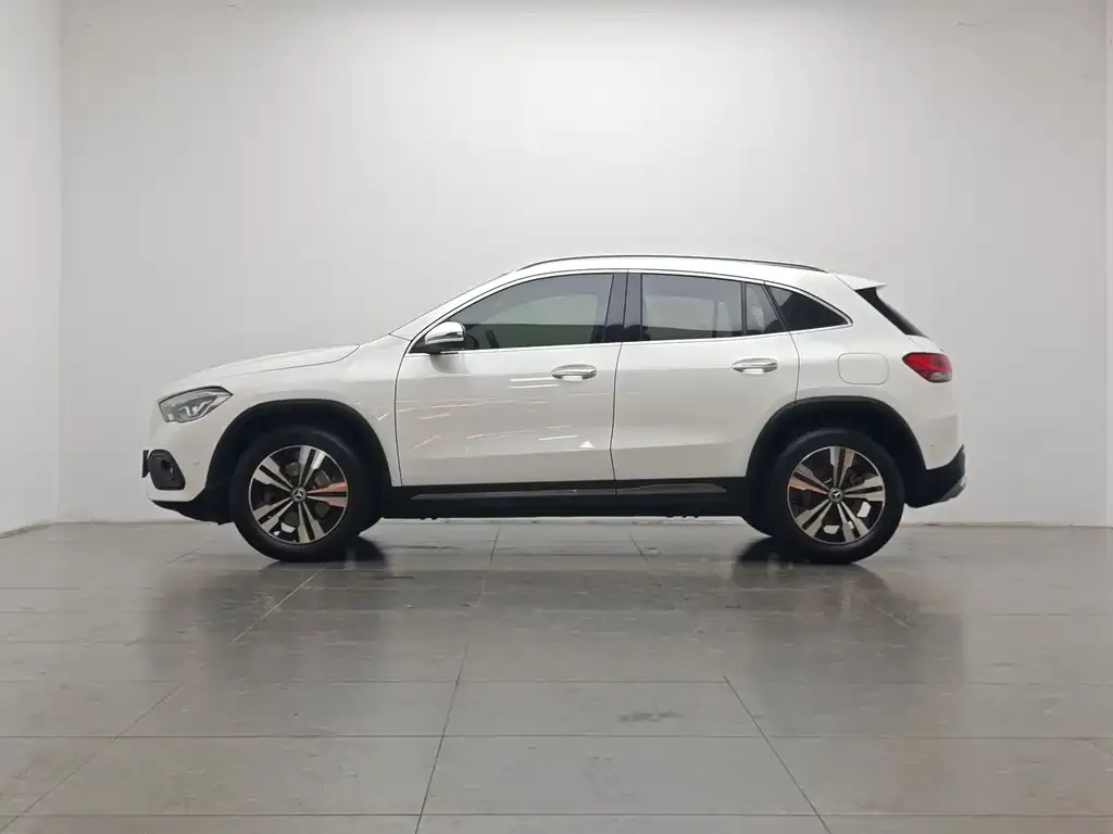 Mercedes-Benz GLA — фото 2