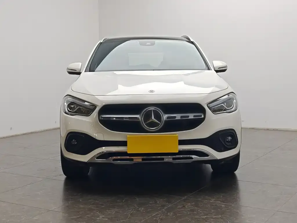 Mercedes-Benz GLA — фото 7
