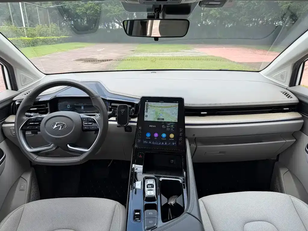 Hyundai Custo — фото 2