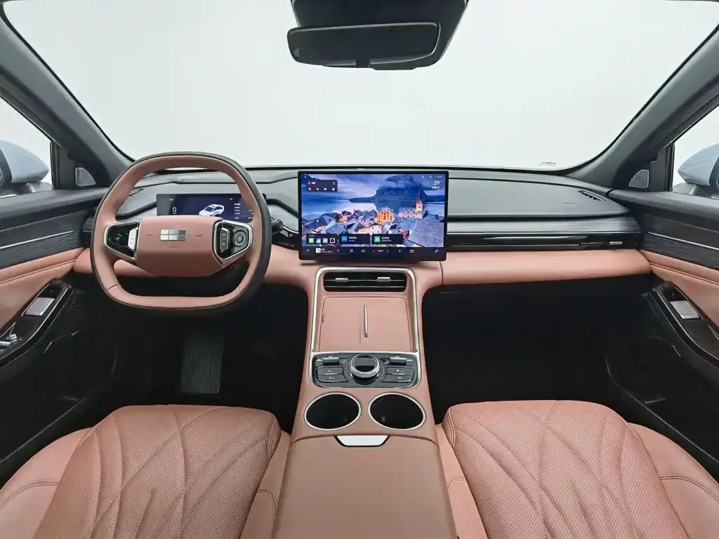Geely Galaxy L6 — фото 8
