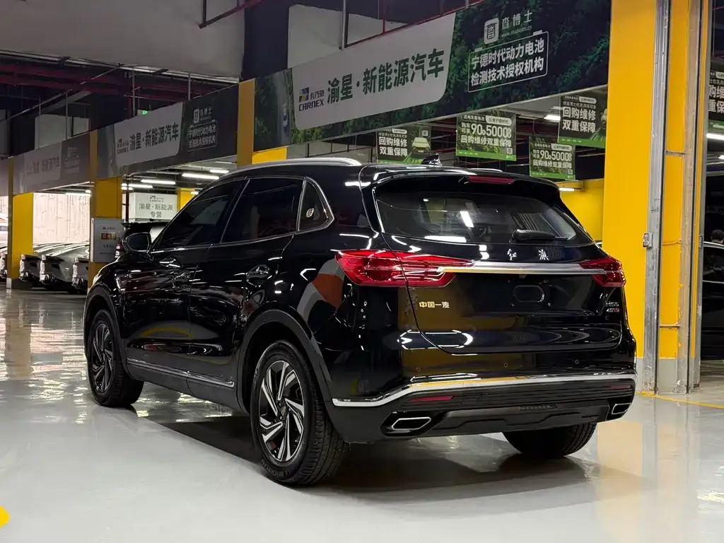 Hongqi HS5 — фото 3
