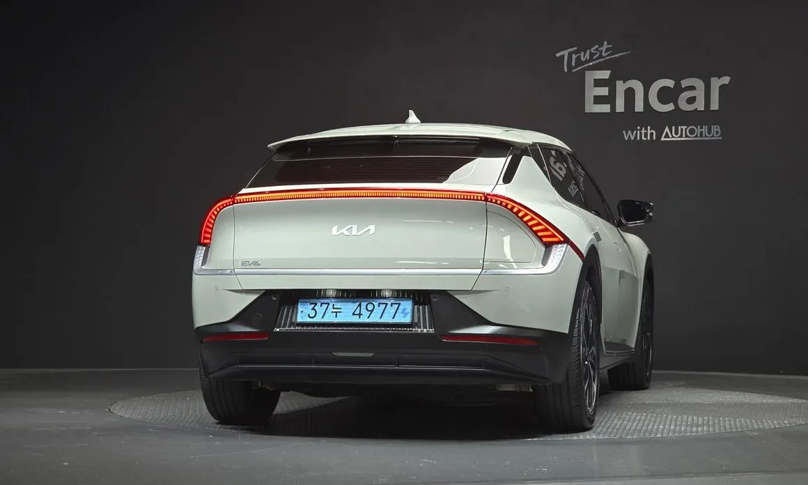 Kia EV6 — фото 6