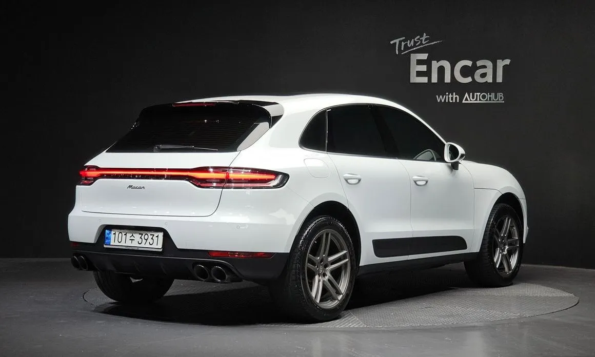 Porsche Macan — фото 10
