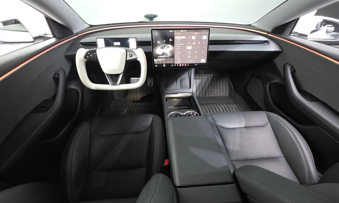 Tesla Model 3 — фото 5