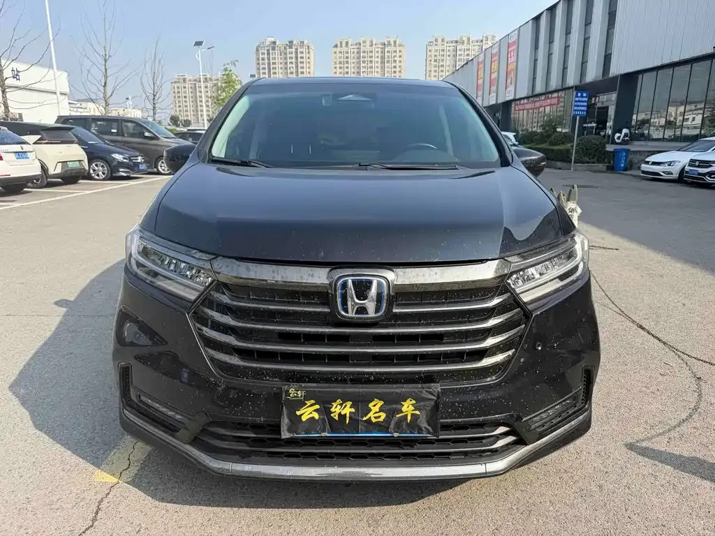 Honda Odyssey — фото 10