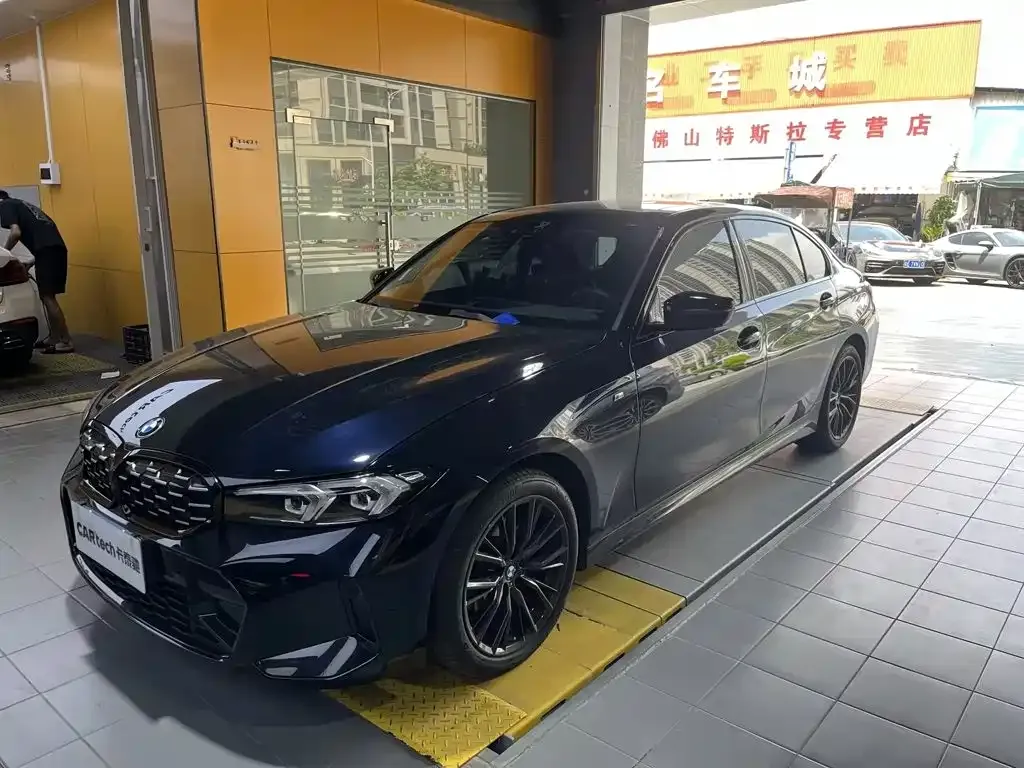BMW 3 Series — фото 1