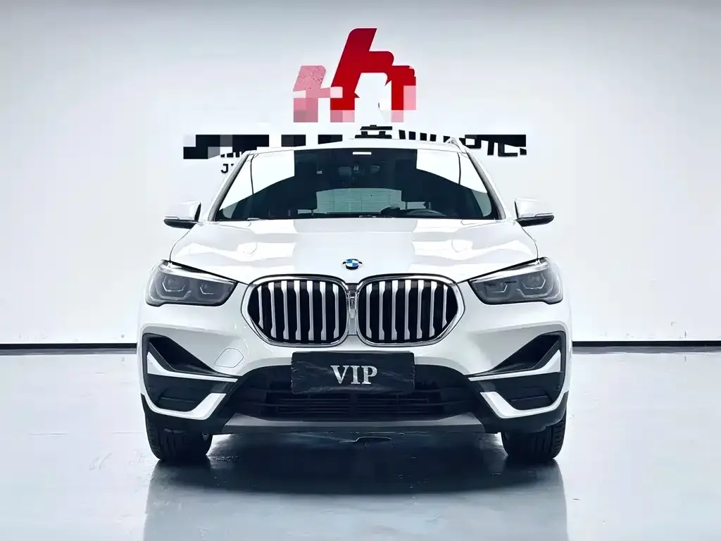BMW X1 — фото 2